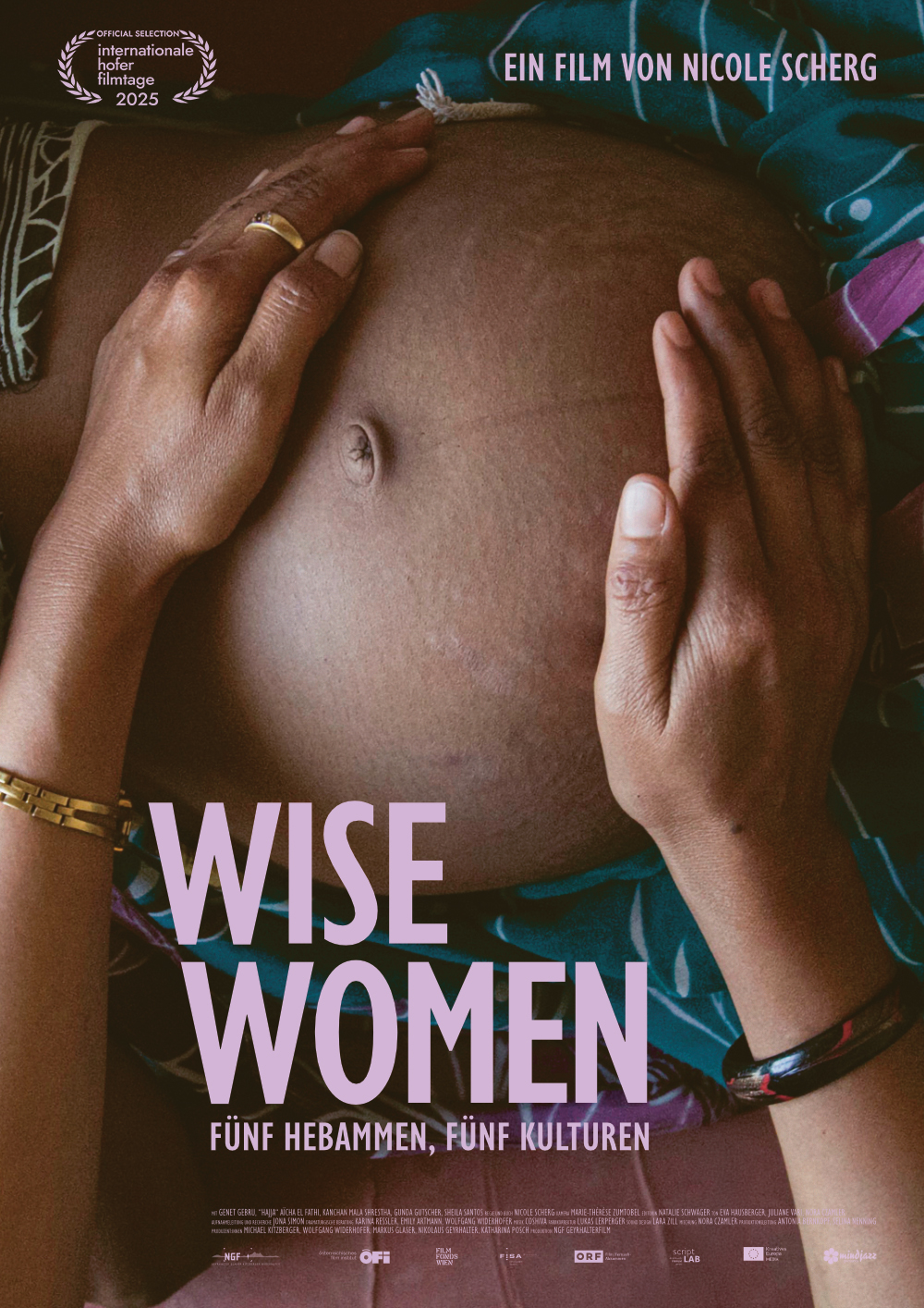 WISE WOMEN – FÜNF HEBAMMEN, FÜNF KULTUREN
